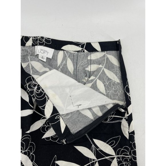 Ann Taylor Loft Women's Embroidered Floral Mini Skirt Pockets Side Zip Size 6 - Picture 8 of 15